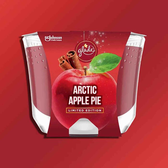 Glade Maxi Arctic Apple Pie 224 g vonná svíčka příslušenství